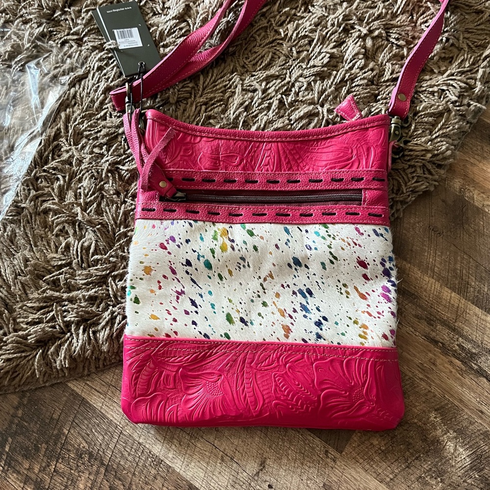 Myra crossbody